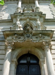 Logenhaus Front Detail.jpg