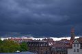 Sog. Shelf Clouds über der Fürther Altstadt, April 2019 <span class="smw-highlighter" data-type="8" data-state="inline" data-title="Hinweis" title="Urheber: Kamran SalimiLizenz: CC BY-SA 3.0"><span class="smwtticon note"></span><span class="smwttcontent">Urheber: <!--LINK'" 0:112--><br><br>Lizenz: CC BY-SA 3.0</span></span>