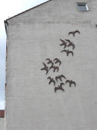 Leyher Str. 36 Wandplastik.JPG