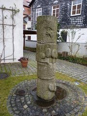Brunnensäule 2.JPG