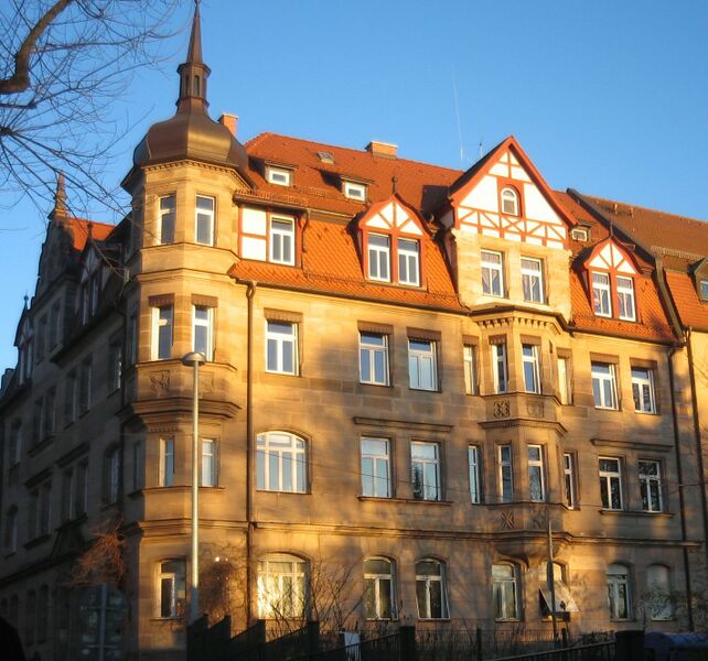 Datei:Haus von Westen.jpeg