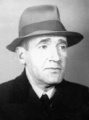 Dr. Ernst Alfred Seckendorf nach seiner Verhaftung. Polizeifoto <span class="smw-highlighter" data-type="8" data-state="inline" data-title="Hinweis" title="Urheber: unbekanntLizenz: CC BY-SA 3.0"><span class="smwtticon note"></span><span class="smwttcontent">Urheber: unbekannt<br><br>Lizenz: CC BY-SA 3.0</span></span>