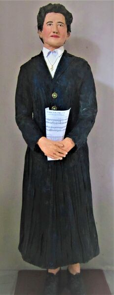 Datei:Frida Fronmüller.jpg