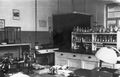 Chemielabor BBF, ca. 1944. <span class="smw-highlighter" data-type="8" data-state="inline" data-title="Hinweis" title="Urheber: UnbekanntLizenz: CC BY-SA 3.0"><span class="smwtticon note"></span><span class="smwttcontent">Urheber: Unbekannt<br><br>Lizenz: CC BY-SA 3.0</span></span>