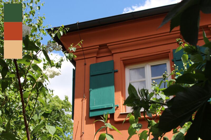 Datei:Fassadengestaltung Pfarrhaus Poppenreuth.JPG