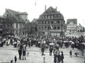 Königsplatz um 1915, im Hintergrund die Redaktion der Nordbay. Zeitung - heute Standort des ... <span class="smw-highlighter" data-type="8" data-state="inline" data-title="Hinweis" title="Königsplatz um 1915, im Hintergrund die Redaktion der Nordbay. Zeitung - heute Standort des SozialrathausesUrheber: unbekanntLizenz: CC BY-SA 3.0"><span class="smwtticon note"></span><span class="smwttcontent">Königsplatz um 1915, im Hintergrund die Redaktion der Nordbay. Zeitung - heute Standort des Sozialrathauses<br>Urheber: unbekannt<br><br>Lizenz: CC BY-SA 3.0</span></span>