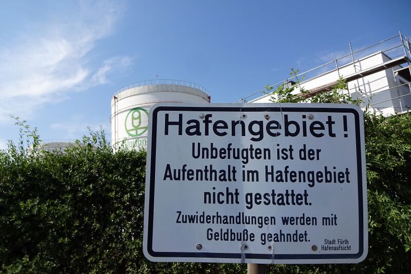 Datei:Tanklager DSC05278.JPG