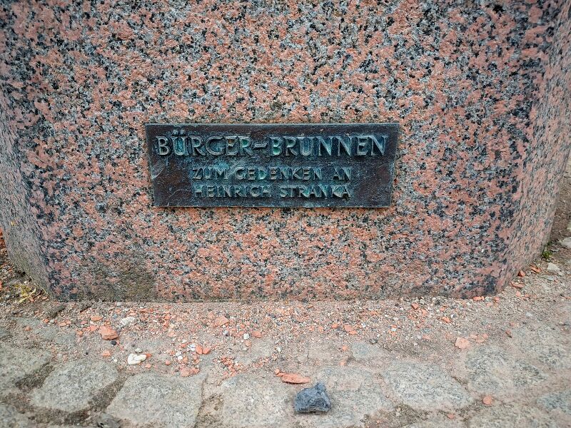 Datei:2024-04-15 Bürger-Brunnen (2).jpg