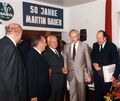 OB Scherzer zu Besuch bei der Martin Bauer GmbH zum 50-jährigen Bestehen, Aug 1982 <span class="smw-highlighter" data-type="8" data-state="inline" data-title="Hinweis" title="Urheber: unbekanntLizenz: Bildlizenz-Stadtarchiv"><span class="smwtticon note"></span><span class="smwttcontent">Urheber: unbekannt<br><br>Lizenz: Bildlizenz-Stadtarchiv</span></span>