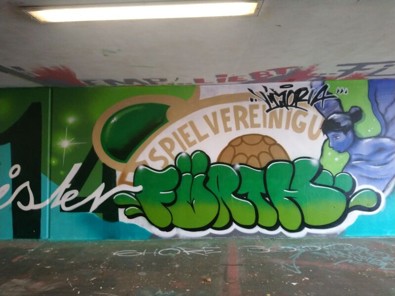 Datei:Graffiti Julius Hirsch b.jpg