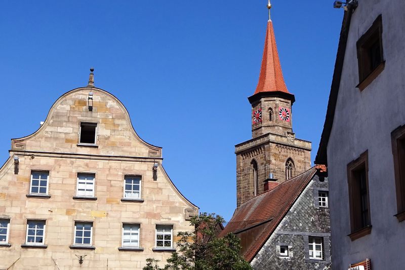 Datei:Marktplatz 2020.JPG