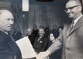 Vermutlich ein Bild der Amtseinführung von Bürgermeister Willi Müller, 1966 <span class="smw-highlighter" data-type="8" data-state="inline" data-title="Hinweis" title="Lizenz: CC BY-SA 3.0"><span class="smwtticon note"></span><span class="smwttcontent">Lizenz: CC BY-SA 3.0</span></span>