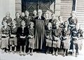Konfirmation im Jahr 1933 in der Christuskapelle in Stadeln <span class="smw-highlighter" data-type="8" data-state="inline" data-title="Hinweis" title="Lizenz: CC BY-SA 3.0"><span class="smwtticon note"></span><span class="smwttcontent">Lizenz: CC BY-SA 3.0</span></span>