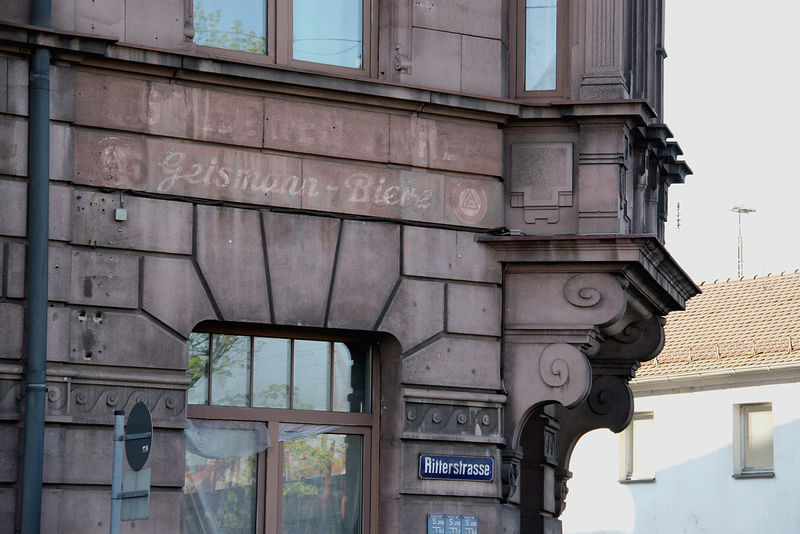 Datei:Ritterstrasse 2 Geismann Schriftzug.jpg