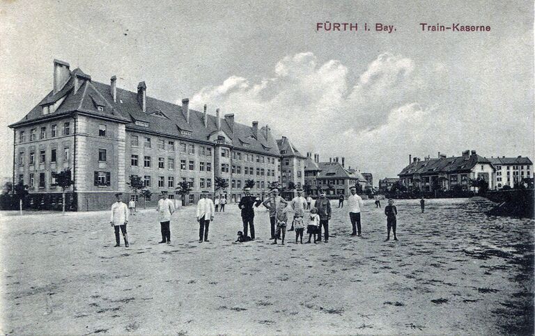 Trainkaserne gel 1914.jpg