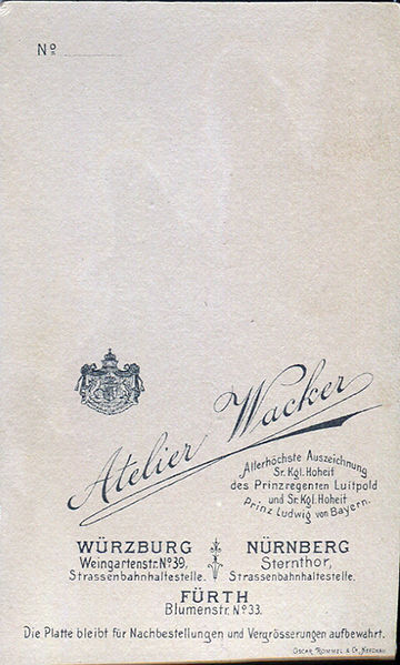 Datei:Wacker Blumenstraße 1.jpg