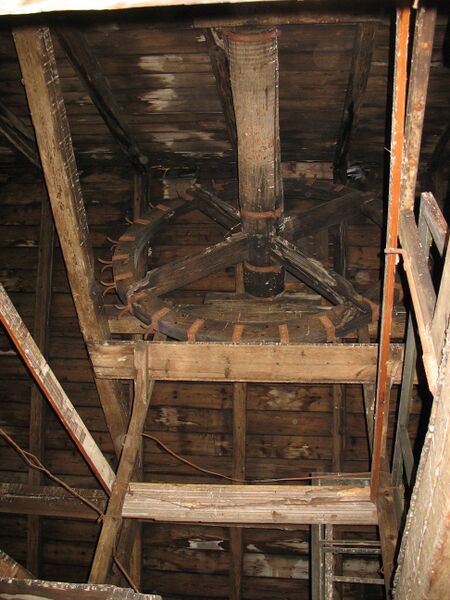 Datei:Seilwinde R.-B.-Straße.JPG