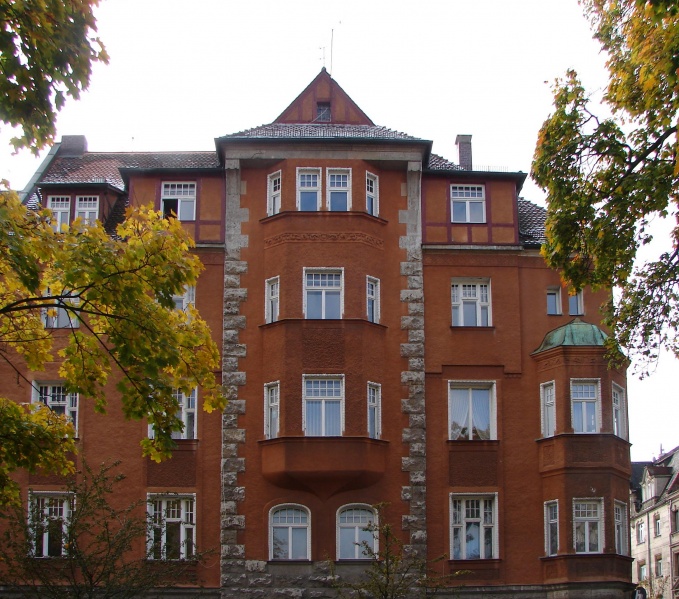 Datei:Martin-Luther-Platz 3.jpg