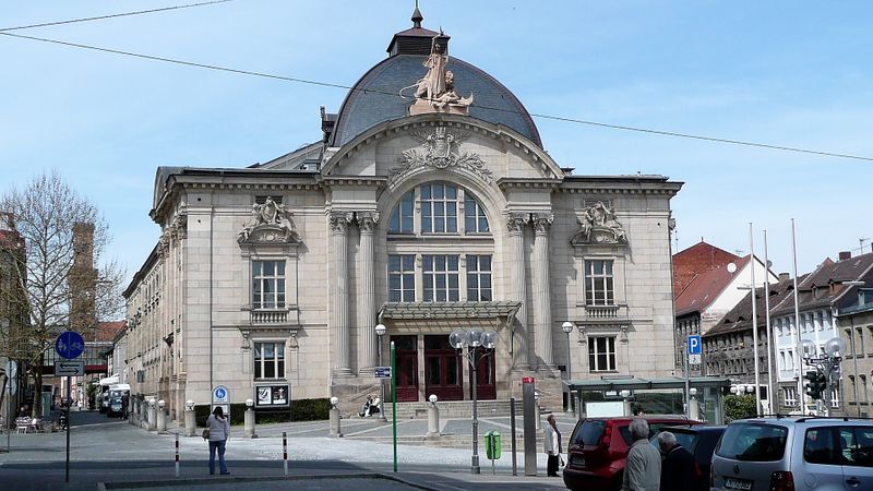 Datei:Stadttheater 2010.jpeg