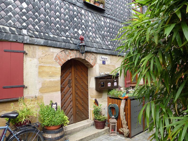 Datei:Pfarrgasse 5 2016 Detail.JPG