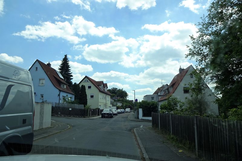 Datei:Spitzwiesenstraße 2020.4.JPG