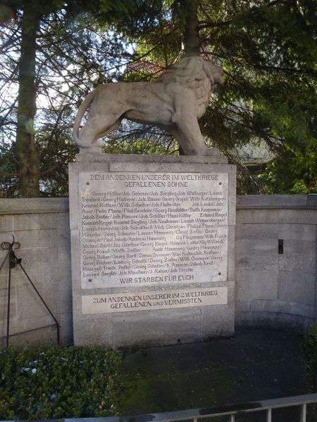 Datei:Vach Kriegerdenkmal 1.JPG