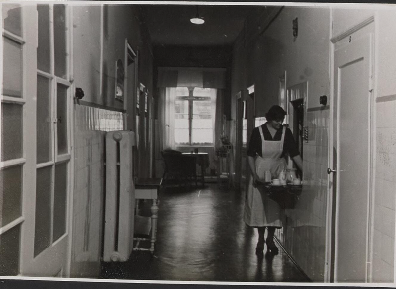 Datei:Israelitisches Hospital Flur 2.png