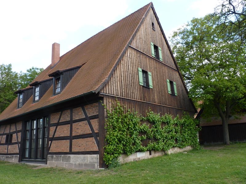 Datei:Pfarrscheune 2011.JPG