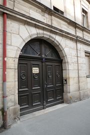 Goethestraße 1 Tor 072019.JPG