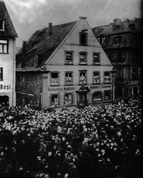Datei:Restauration Marktplatz.jpg