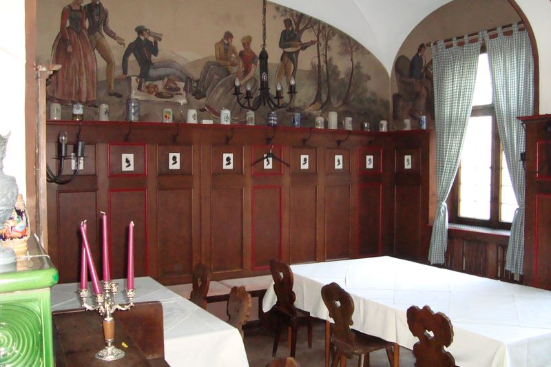 Datei:Kneipzimmer3.JPG