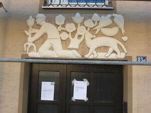 Kaiserstr. 85a Wandplastik.JPG