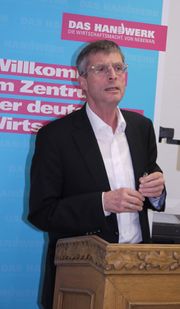 Rechtsreferent Maier.jpg