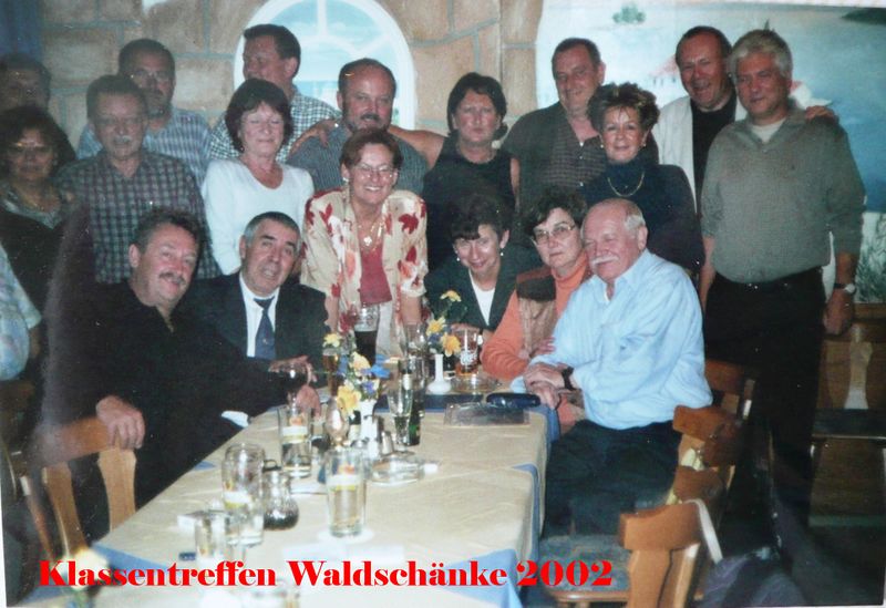 Datei:Schule Stadeln 26.jpeg