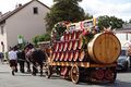 Biergespann vor dem Festgelände im Stadelner Kärwazug, August 2024 <span class="smw-highlighter" data-type="8" data-state="inline" data-title="Hinweis" title="Urheber: Norbert PietschLizenz: CC BY-SA 3.0"><span class="smwtticon note"></span><span class="smwttcontent">Urheber: Norbert Pietsch<br><br>Lizenz: CC BY-SA 3.0</span></span>