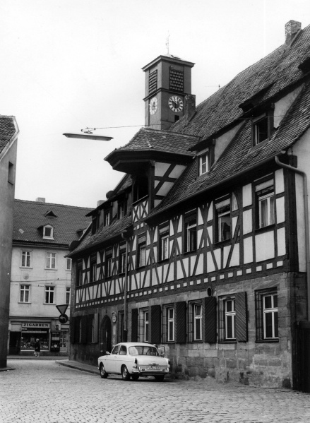 Datei:Rotes Roß.jpg