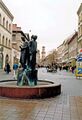 Blick durch die Schwabacher Straße, vorbei am Dreiherrschaftsbrunnen, Januar 2001 <span class="smw-highlighter" data-type="8" data-state="inline" data-title="Hinweis" title="Urheber: Klaus-Peter SchaackLizenz: CC BY-SA 3.0"><span class="smwtticon note"></span><span class="smwttcontent">Urheber: <!--LINK'" 0:96--><br><br>Lizenz: CC BY-SA 3.0</span></span>