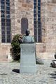 Wilhelm-Löhe-Denkmal am Kirchenplatz, 2017 <span class="smw-highlighter" data-type="8" data-state="inline" data-title="Hinweis" title="Lizenz: CC BY-SA 3.0"><span class="smwtticon note"></span><span class="smwttcontent">Lizenz: CC BY-SA 3.0</span></span>