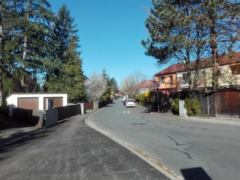 Datei:Gebr Grimm Str 20200322.jpg