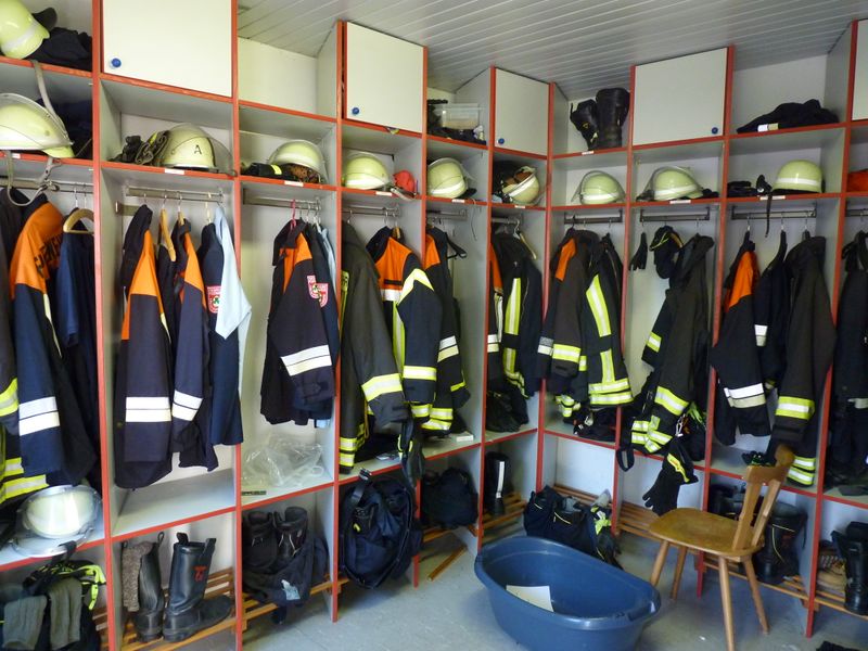 Datei:FFW Poppenreuth Kabine.JPG