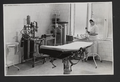 Operationssaal, israelitisches Hospital, 1936 <span class="smw-highlighter" data-type="8" data-state="inline" data-title="Hinweis" title="Urheber: Babette TreumannLizenz: CC BY-SA 3.0"><span class="smwtticon note"></span><span class="smwttcontent">Urheber: <!--LINK'" 0:38--><br><br>Lizenz: CC BY-SA 3.0</span></span>