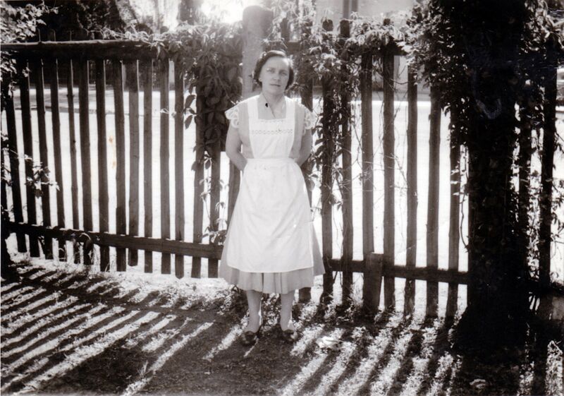 Datei:1958 Gifthütte Biergarten.jpeg