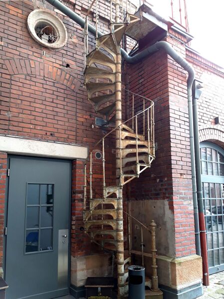 Datei:Schwabacher Straße 106 Rückseite(1).jpg