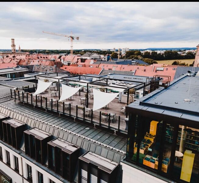 Datei:La Terrazza 01.04.2022.jpg