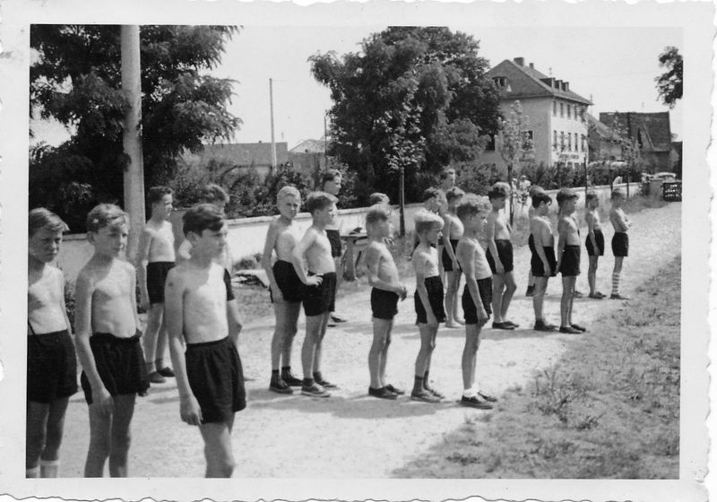 Datei:Schule Stadeln 9.jpeg