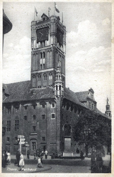 Datei:Rathaus Thorn 1940.jpg