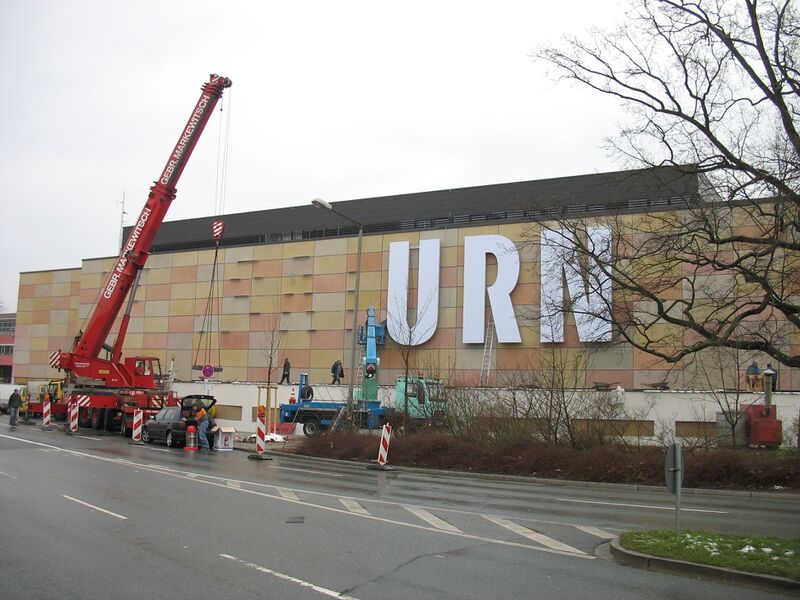 Datei:Saturn Schriftzug.JPG