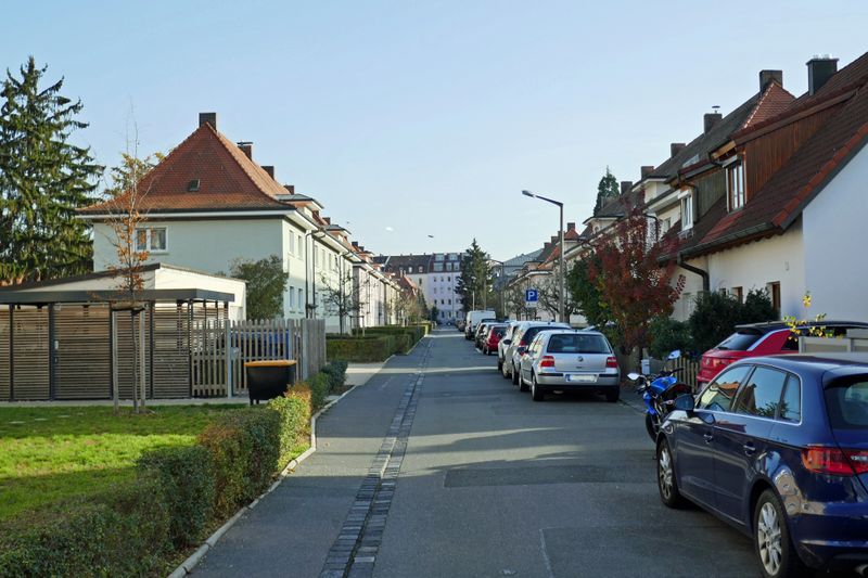 Datei:Georgenstraße 11 2020.JPG