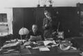 Büro BBF, ca. 1944. <span class="smw-highlighter" data-type="8" data-state="inline" data-title="Hinweis" title="Urheber: UnbekanntLizenz: CC BY-SA 3.0"><span class="smwtticon note"></span><span class="smwttcontent">Urheber: Unbekannt<br><br>Lizenz: CC BY-SA 3.0</span></span>