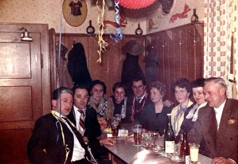 Datei:1956 Gifthütte Fasching 4.jpeg